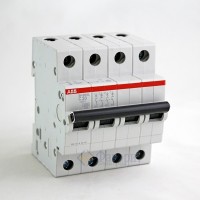 ABB Выключатель автоматический 4-полюсной SH204 C 6 2CDS214001R0064 фото