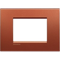 BTicino Livinglight красный шелк рамка прямоугольная, 3 мод LNA4803RK фото