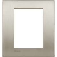 BTicino Livinglight Air Матовый титан Рамка, итальянский стандарт 3+3 мод. LNC4826TIS фото